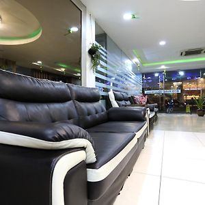 Eco Hotel At Bbcc